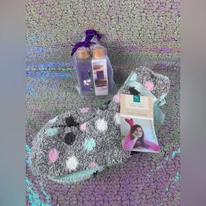 Cozy Socks and Bath Set - Gray, Pink, Blue